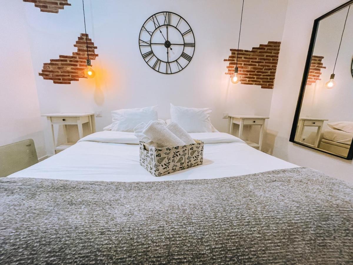 Fee4Me. Amazing Apartment In The Heart Of Lavapies Madrid Ngoại thất bức ảnh