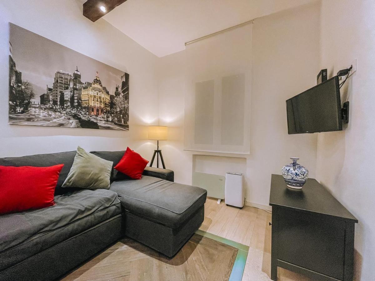 Fee4Me. Amazing Apartment In The Heart Of Lavapies Madrid Ngoại thất bức ảnh