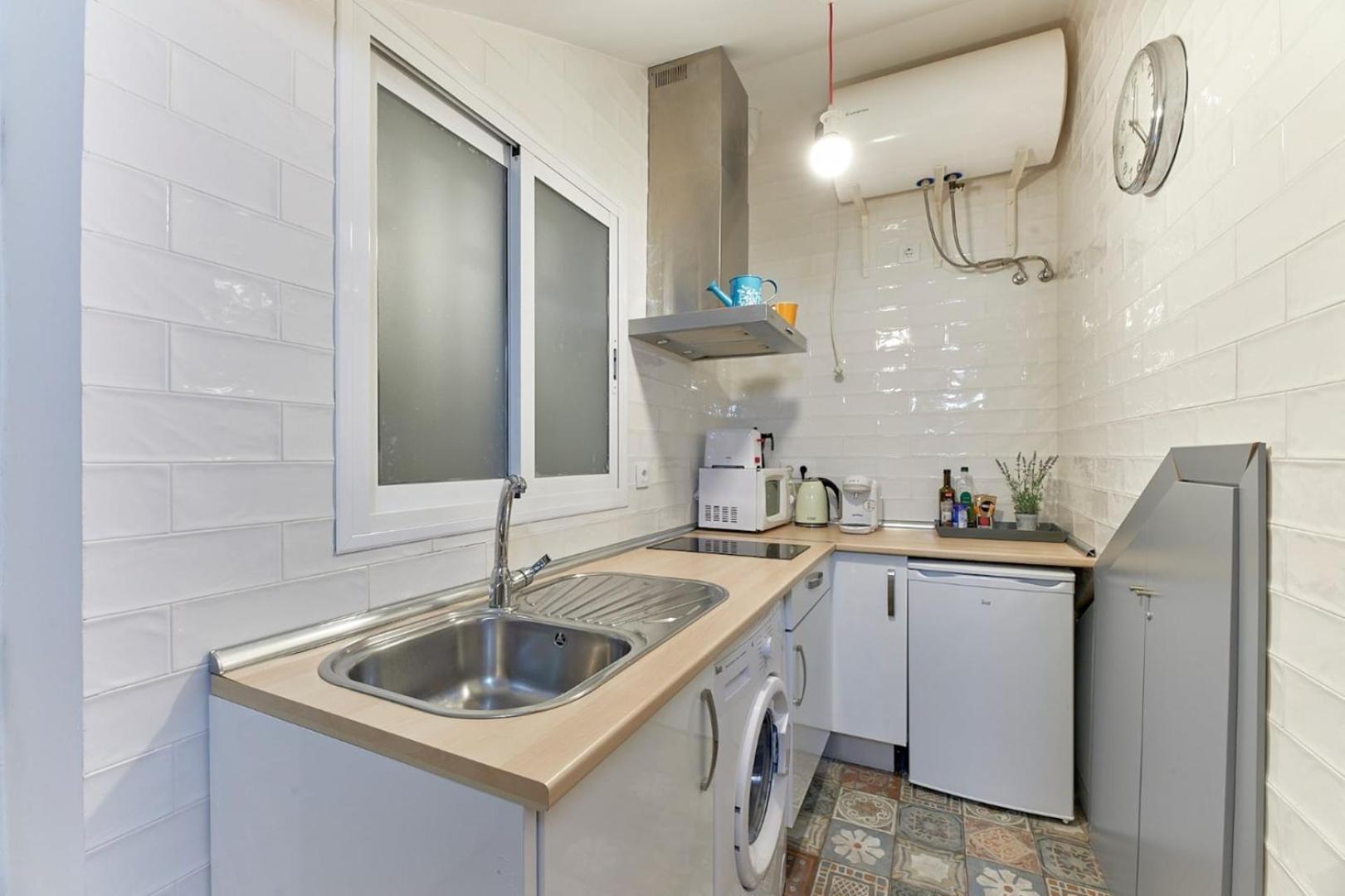 Fee4Me. Amazing Apartment In The Heart Of Lavapies Madrid Ngoại thất bức ảnh
